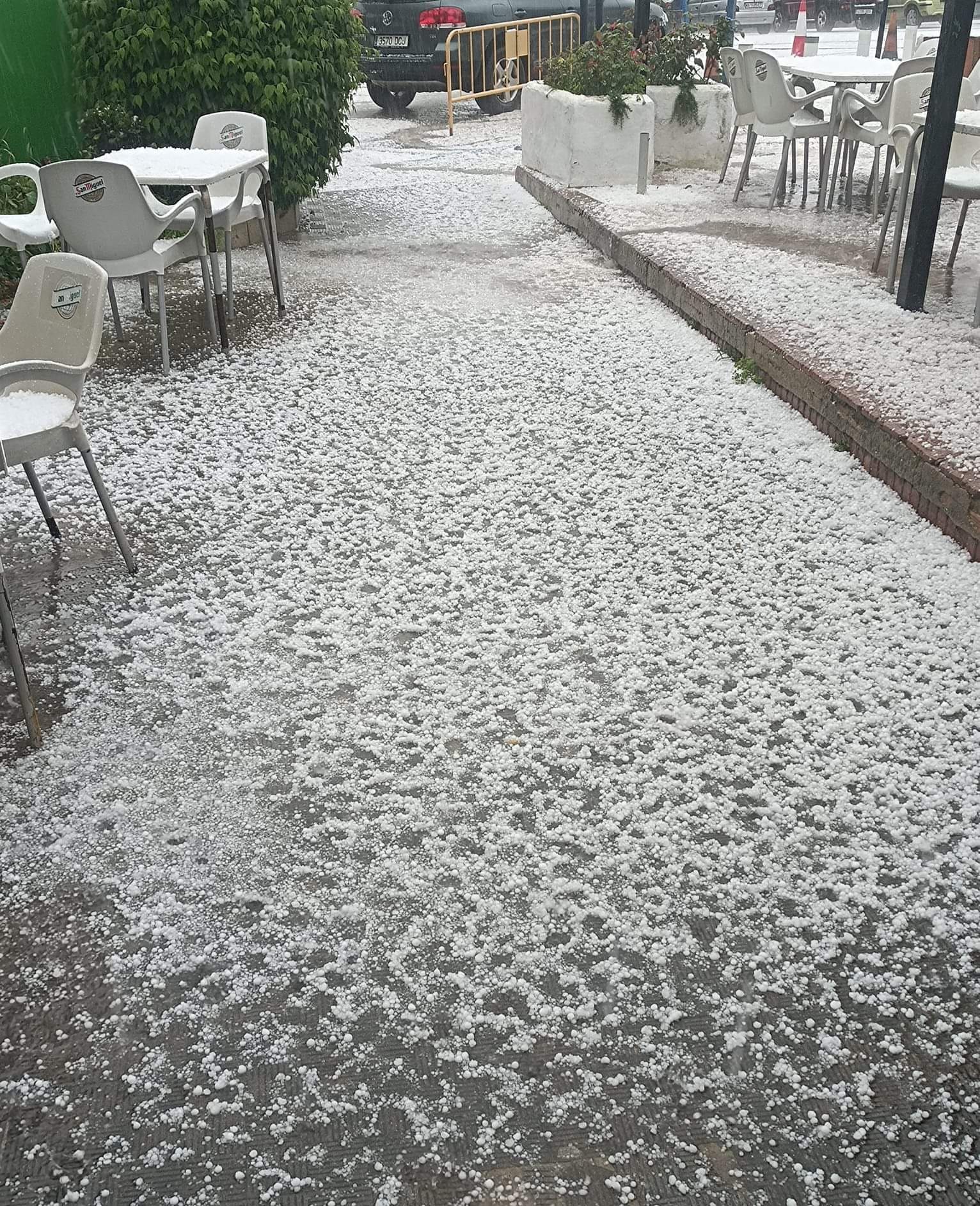 What will the weather be like at the start of this long May Day holiday weekend?