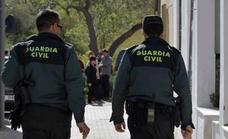 Guardia Civil launch investigation after Coín store robbed of 1,000 euros at gunpoint