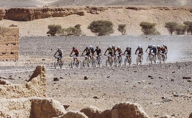 Image from the second stage of the Titan Desert 2022 mountain bike race. 