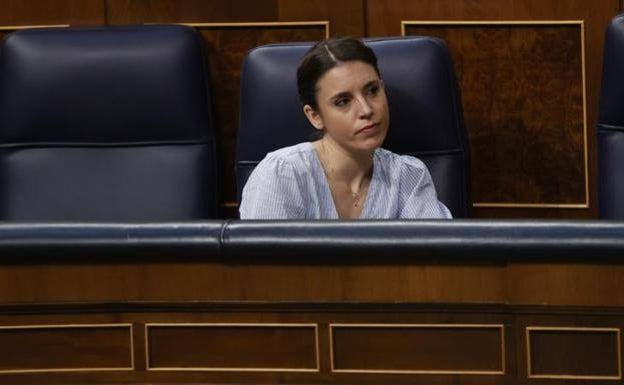 Spain's new law will not reduce tax on menstrual hygiene products