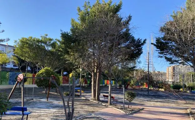 The Verano Azul playground has been closed for 10 years /e. cabezas
