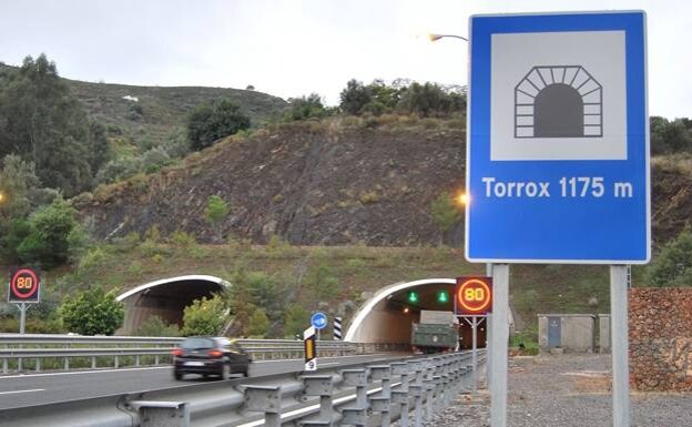 Several of the tunnels are in La Axarquía region. 