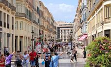 Spanish cancer association calls for smoking ban on iconic Malaga shopping street