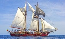Historic training ship sails into Malaga to open its decks to the public