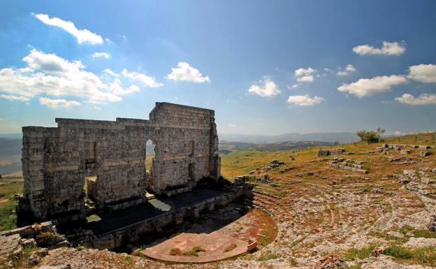 Acinipo. with its Roman theatre, has been abandoned for decades. /karl smallman