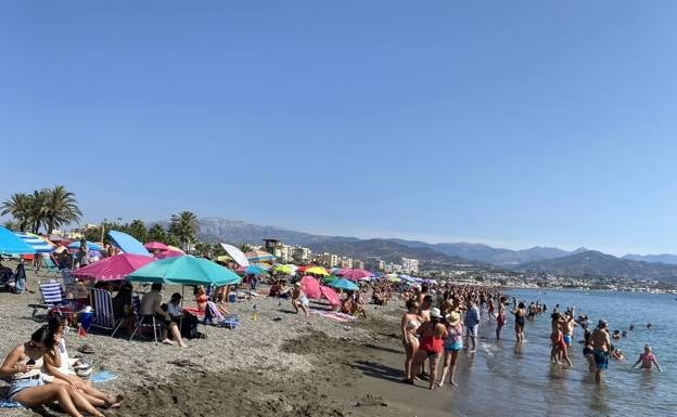 Summer lifeguard service starts on Vélez-Málaga beaches