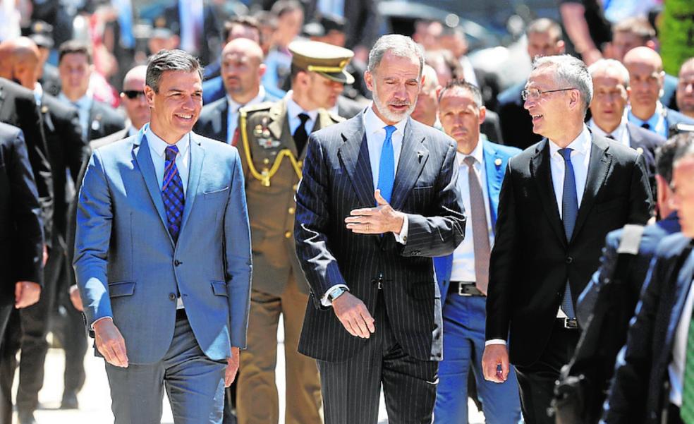 Spain marks 40 years since joining Nato