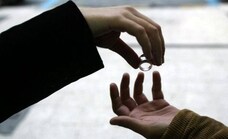 Nearly 5,000 couples filed for divorce in Andalucía in the first three months of this year, slightly down on last year