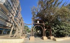 Emblematic century-old Vélez-Málaga ficus tree dies