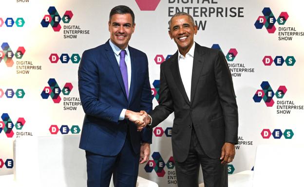 Prime minister Pedro Sánchez and Barack Obama in Malaga last week. /AFP