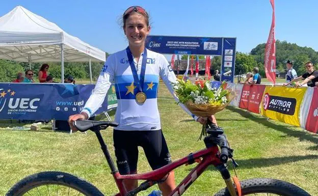 Natalia Fischer won gold at the Mountain Bike European Championship. /SUR