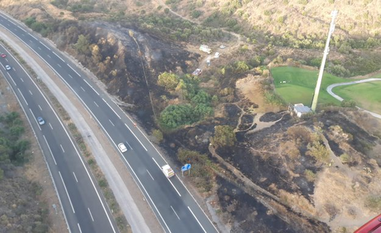 The scene of the latest fire in Mijas, this Sunday evening/@PLAN_INFOCA