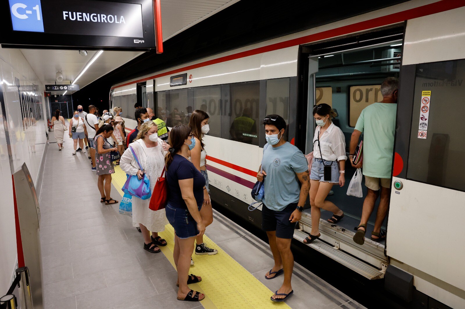 Renfe opens the new station in the centre of Torremolinos... in pictures