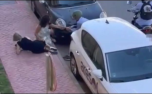 This is the shocking moment thieves tried to steal a luxury watch from a woman in Marbella
