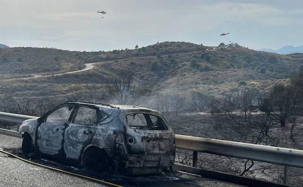 Infoca declares forest fire in Mijas 'controlled' after burning car sparks blaze