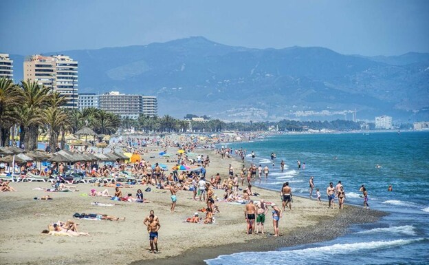 Torremolinos has seen an increase in overnight stays compared to 2019. /SUR