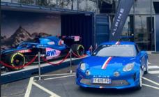 Alpine's F1 racing car makes speedy stop Puerto Banús this Friday