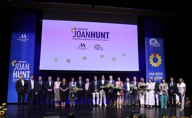 International community recognised at first Joan Hunt Award ceremony