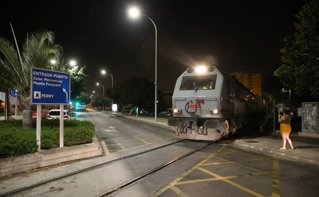 Freight trains currently have to pass through the city above ground. /salvador salas