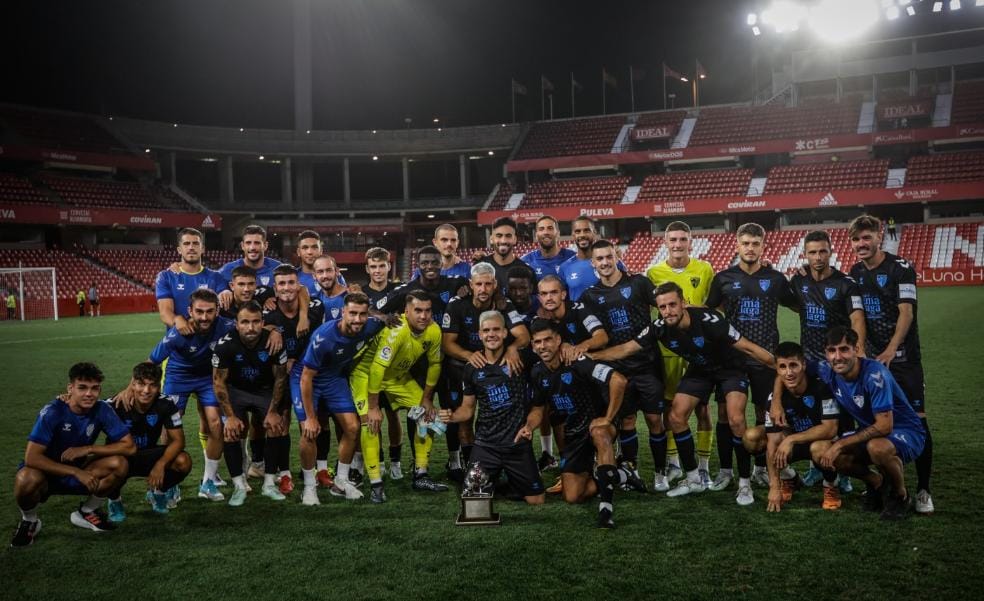 Malaga beat Granada to lift second trophy
