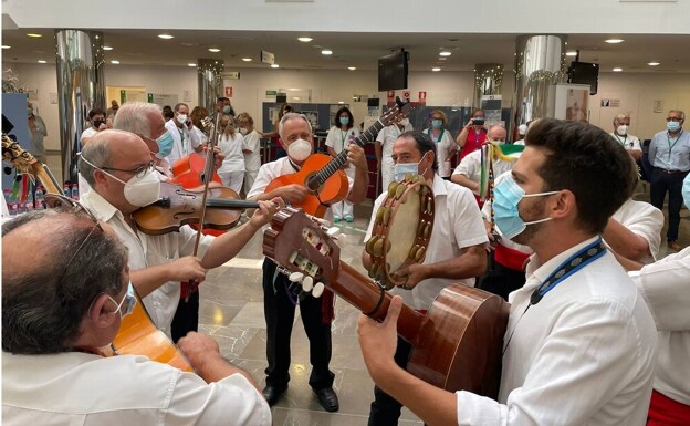 "The hospital patients can't go to Malaga Fair, so the Fair has come to them"