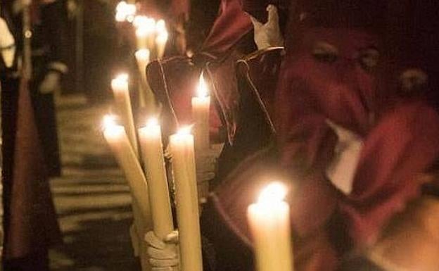 Appeal rejected for woman who said she fell because of spilt wax from Holy Week processions