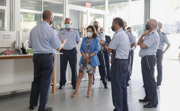 Minister of Defence Margarita Robles during a visit to an air base last week. 