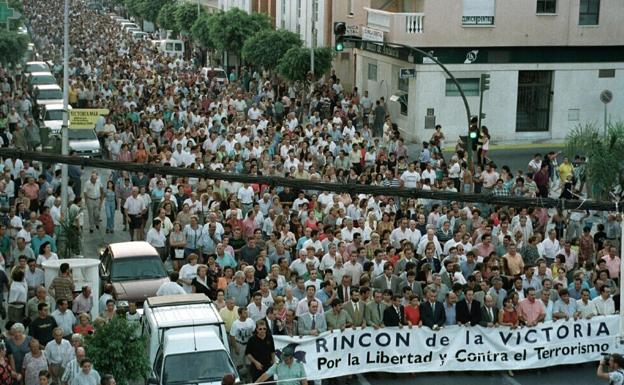 9 September 1997: Rincón locals take to the streets to protest against ETA