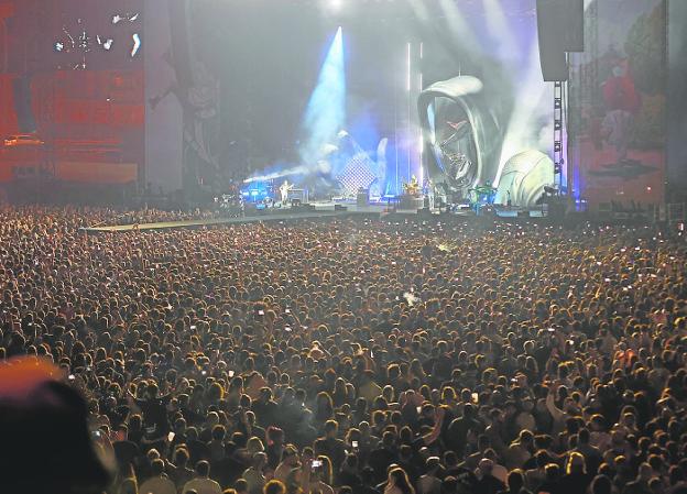 Thousands packed into Malaga's showground when Muse took to the main stage. 
