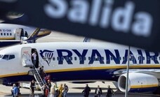 Passengers on a Ryanair flight from Dublin to Portugal end up in Spain