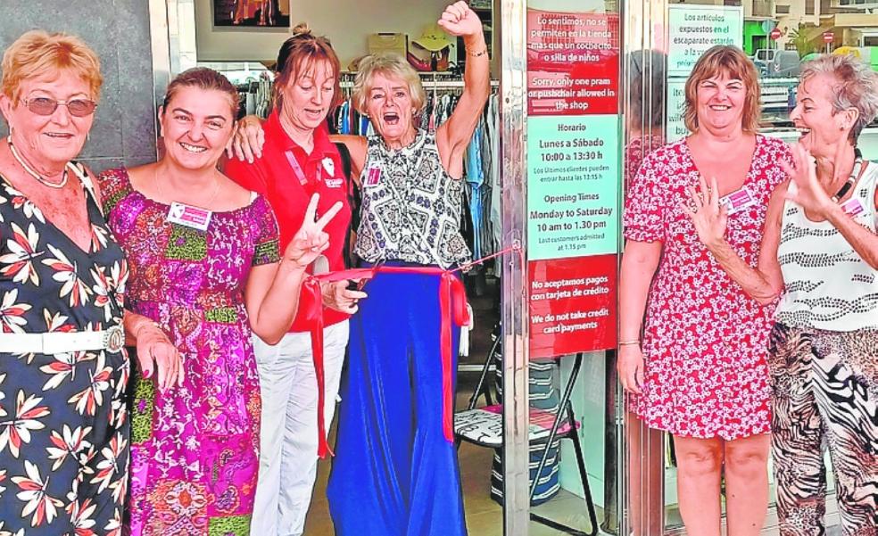 St George charity opens new boutique in Sabinillas