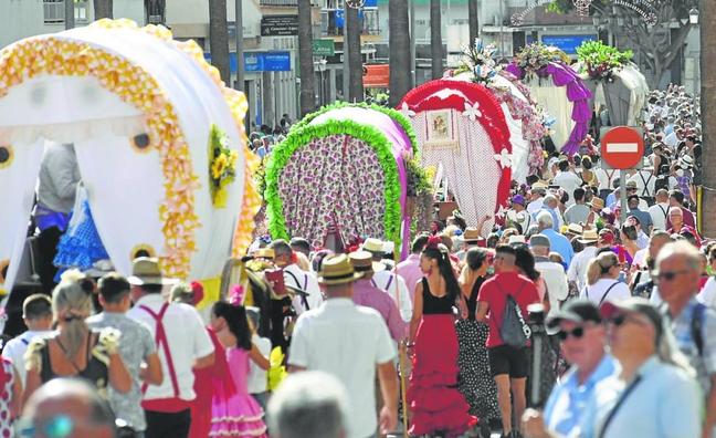 Around 200,000 people converged on Torremolinos to celebrate the pilgrimage in honour of San Miguel./T.B.