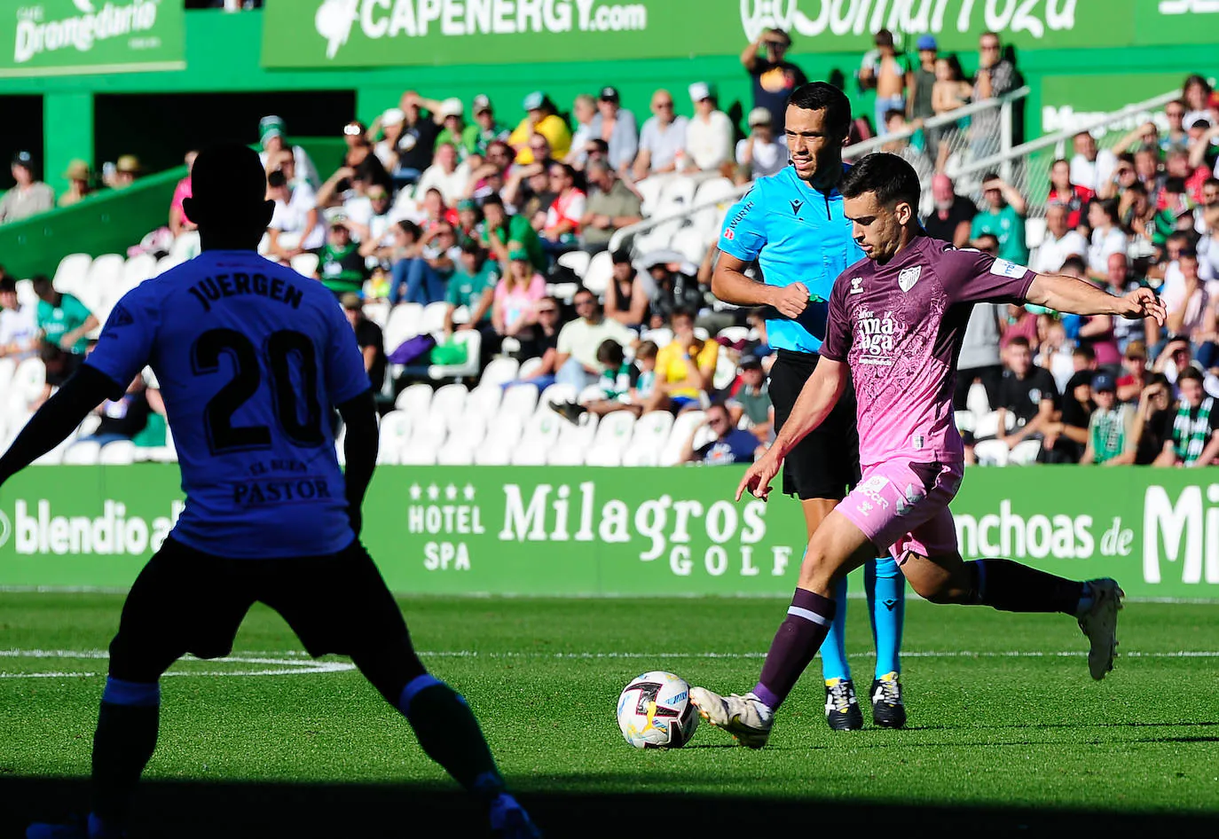 Malaga CF see out a goalless draw against Racing Santander