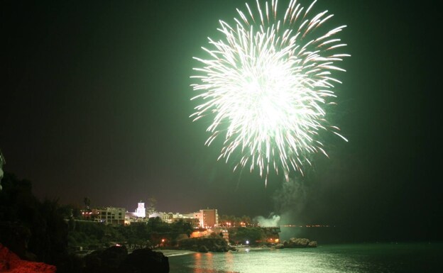 Fireworks over Nerja during a previous feria /SUR