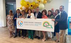 Cudeca recognises 'continued commitment' of Benalmádena library