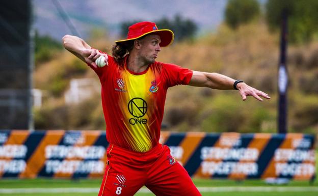 European Cricket Championship finals get under way at the Cártama Oval