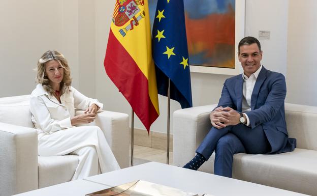 Labour minister Yolanda Díaz and prime minister Pedro Sánchez. /EP