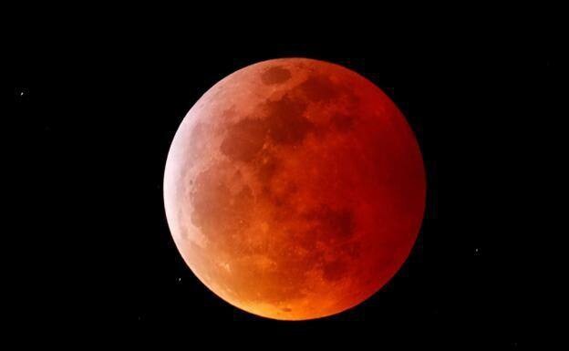 Will Spain will miss out on seeing today's blood moon?