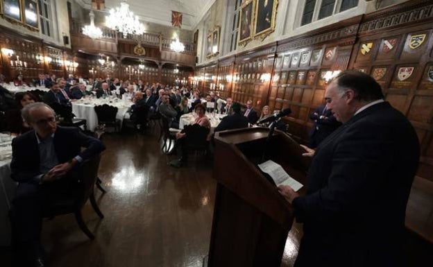 Tributes to tourism in Andalucía and Malaga at a key moment for the sector in an evolving market