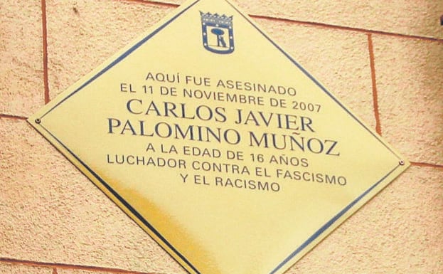 A plaque in Madrid in memory of 16-year-old Carlos Palomino. /SUR