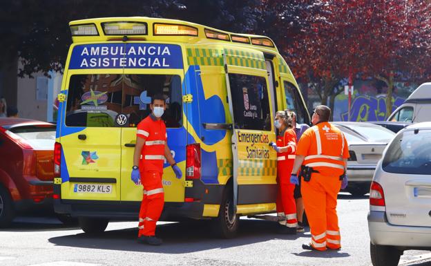 Young man dies after tree falls on him while sheltering from storm in Spain