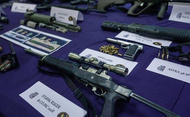 Massive weapons arsenal seized in Asturias