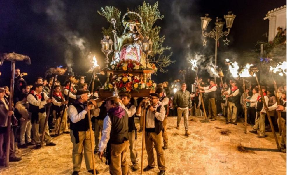 Traditional festivities in honour of the Virgen de los Rondeles