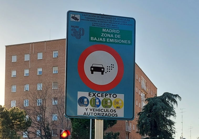 Spain's Low Emission Zone law for larger towns and cities comes into