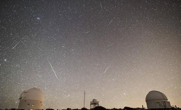 Meteors recorded at the Teide Observatory (IAC) on January 4, 2017./D. PADRÓN / IAC