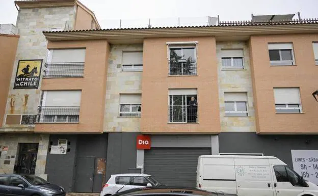 The apartment block in Piedrabuena where one of the victims lived. 