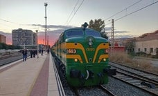 'El tren de los ingleses' - the train of the English - re captures spirit of rail travel in the 1980s