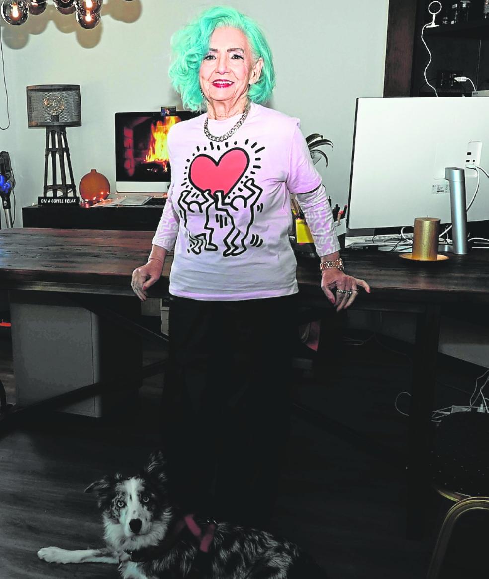 The 91-year-old influencer who stands up to Parkinson's online