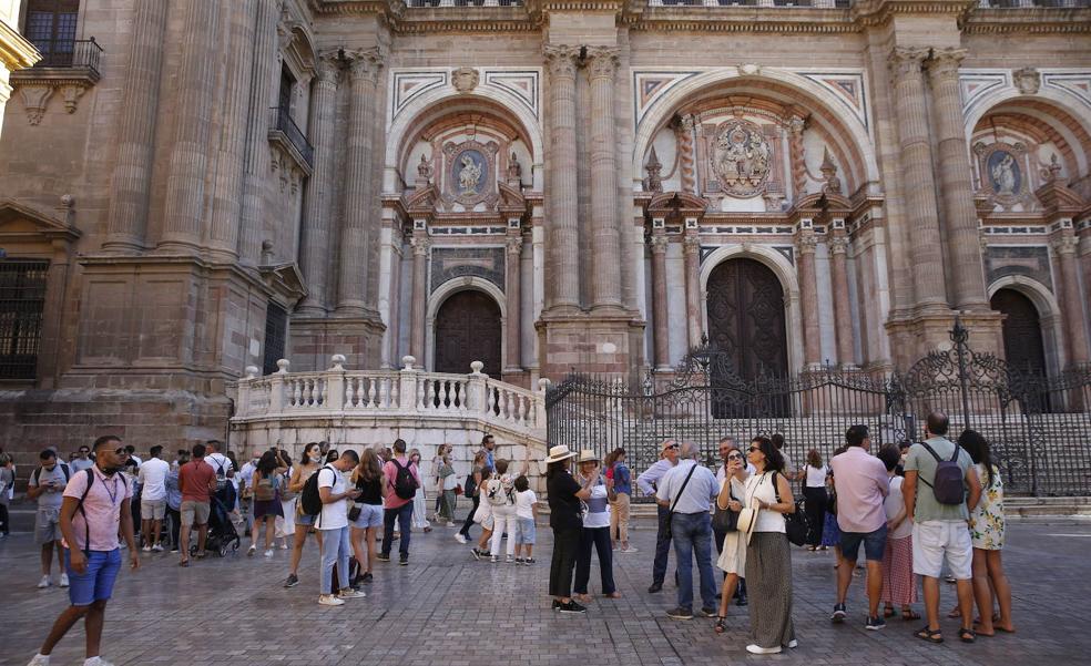 Malaga ranks as world's top alternative urban getaway, according to Forbes