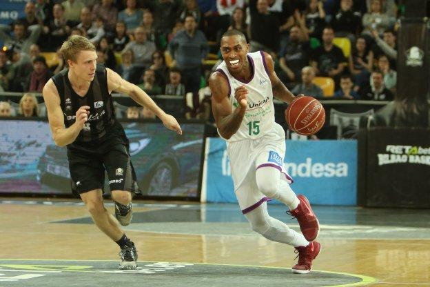 Jamar Smith sólo se marchará del Unicaja si tiene una oferta muy superior a su sueldo actual